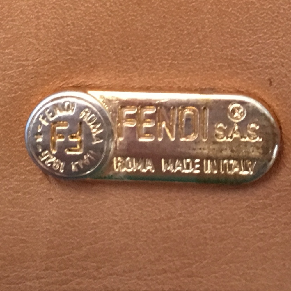FENDI Roma Billfold Style Wallet - Picture 4 of 8